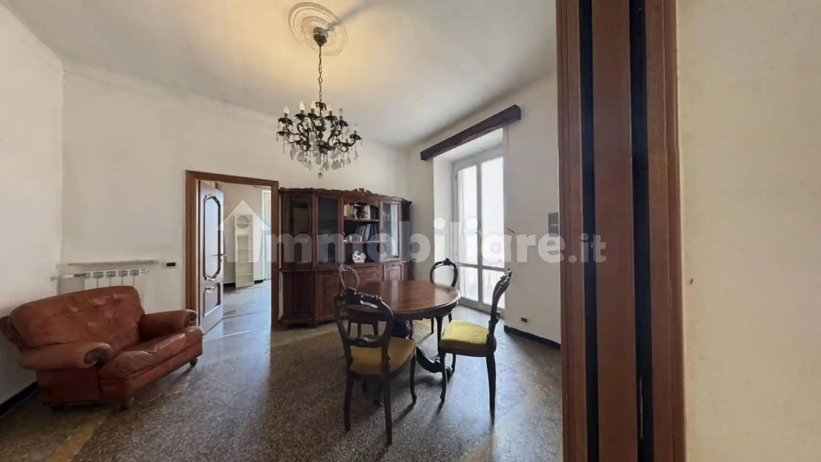 Appartamento in vendita a Genova
