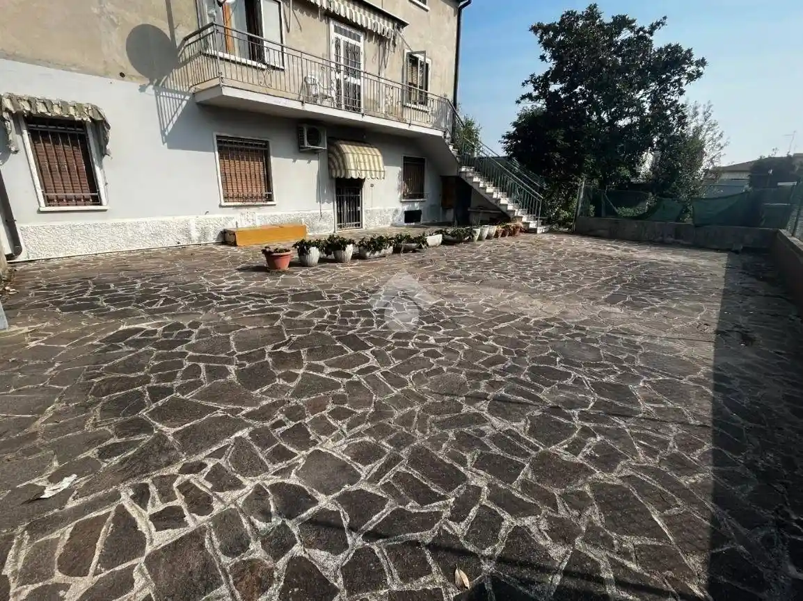 Villa in vendita a Verona