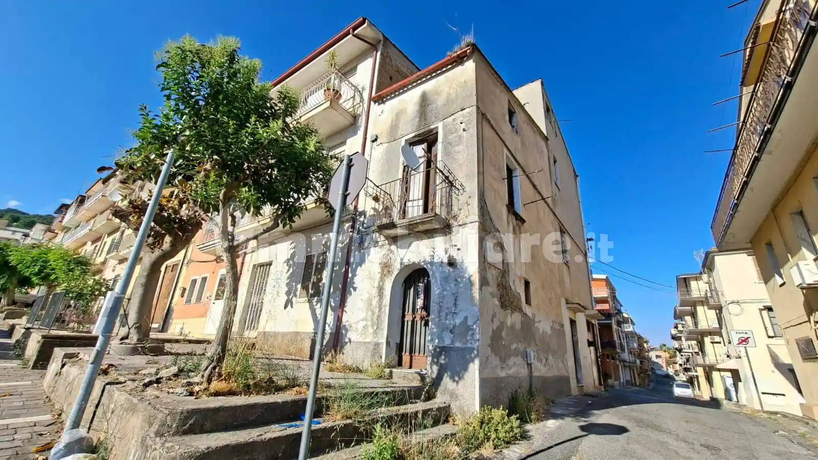 Casa indipendente in vendita a Lamezia Terme