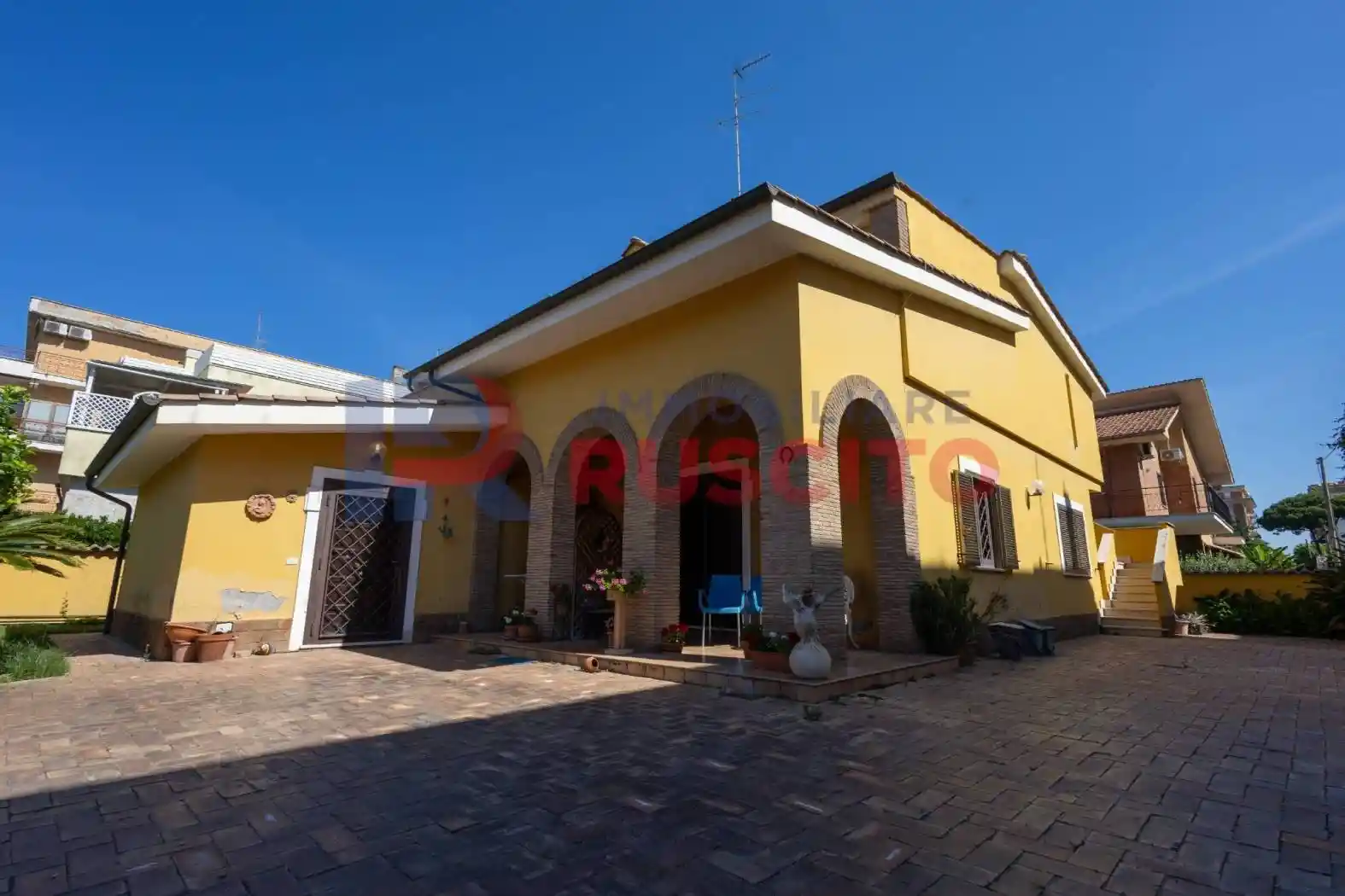 Villa in vendita a Ladispoli