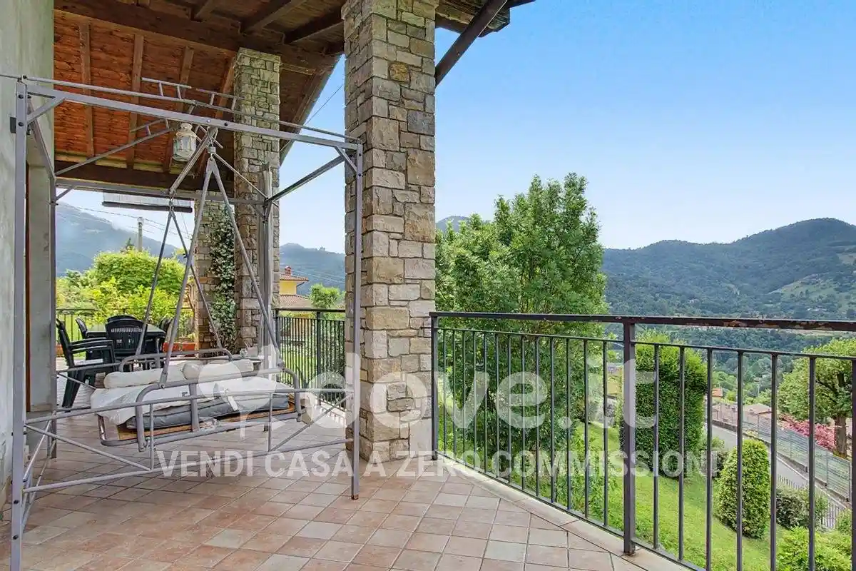 Villa in vendita a Luzzana