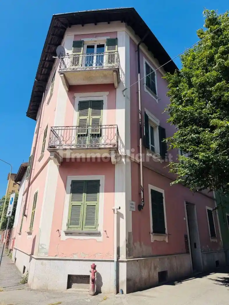 Palazzo - Edificio in vendita a Novi Ligure