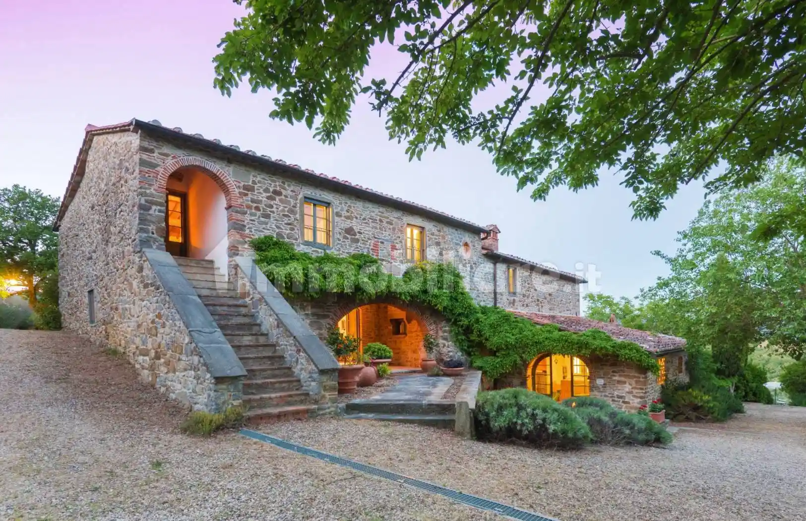 Rustico - Casale in vendita a Radda in Chianti