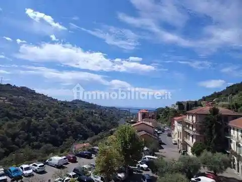 Appartamento in vendita a Vallebona