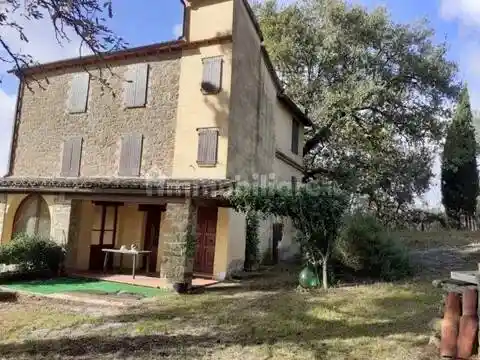 Rustico - Casale in vendita a Umbertide