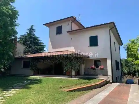 Villa in vendita a Città di Castello