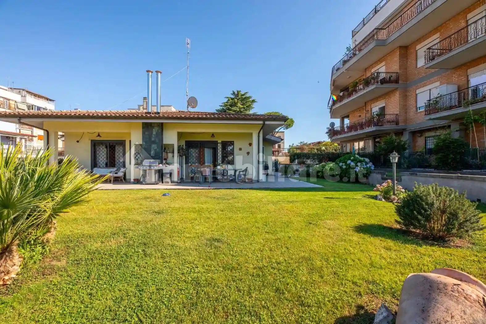 Villa - foto 2