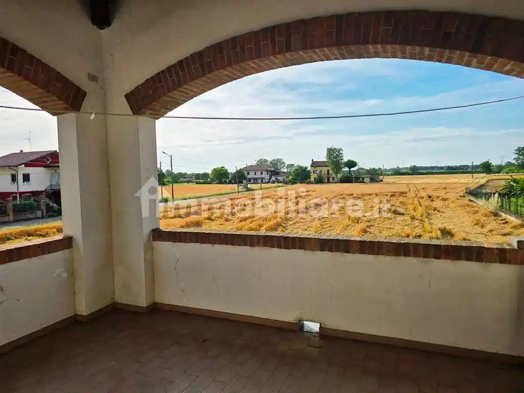 Villa in vendita a Guazzora