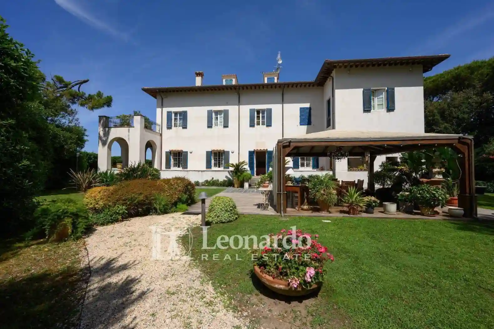 Villa - foto 2