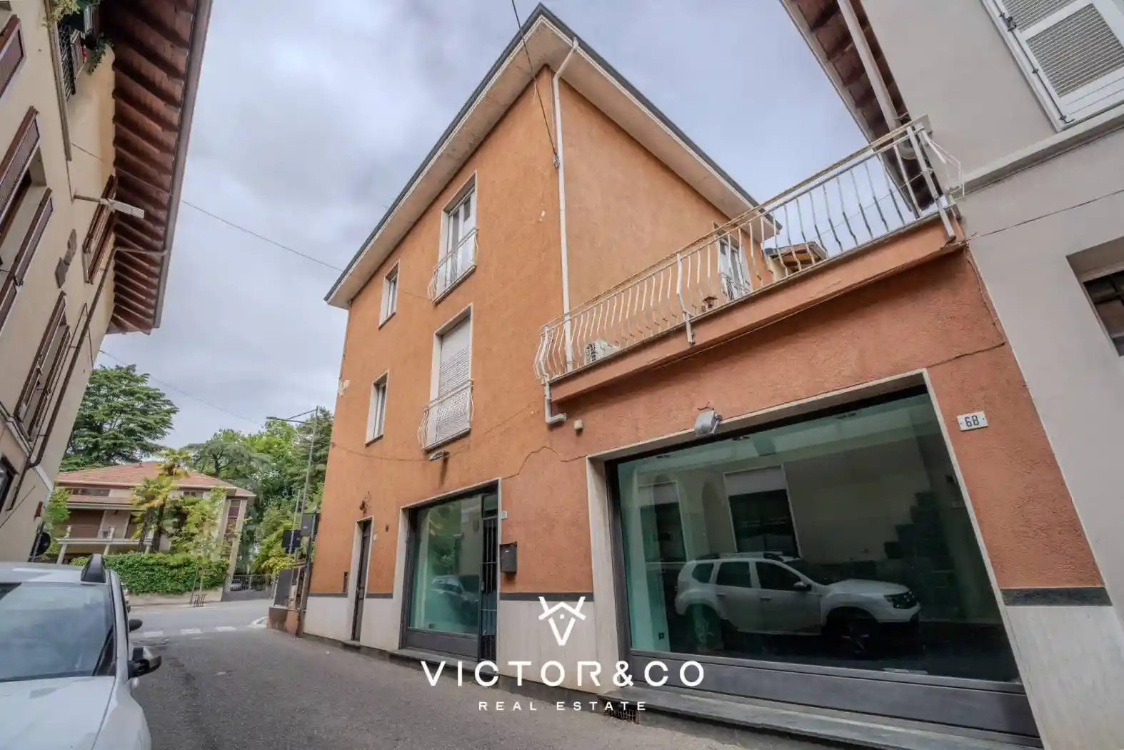 Villa in vendita a Oleggio