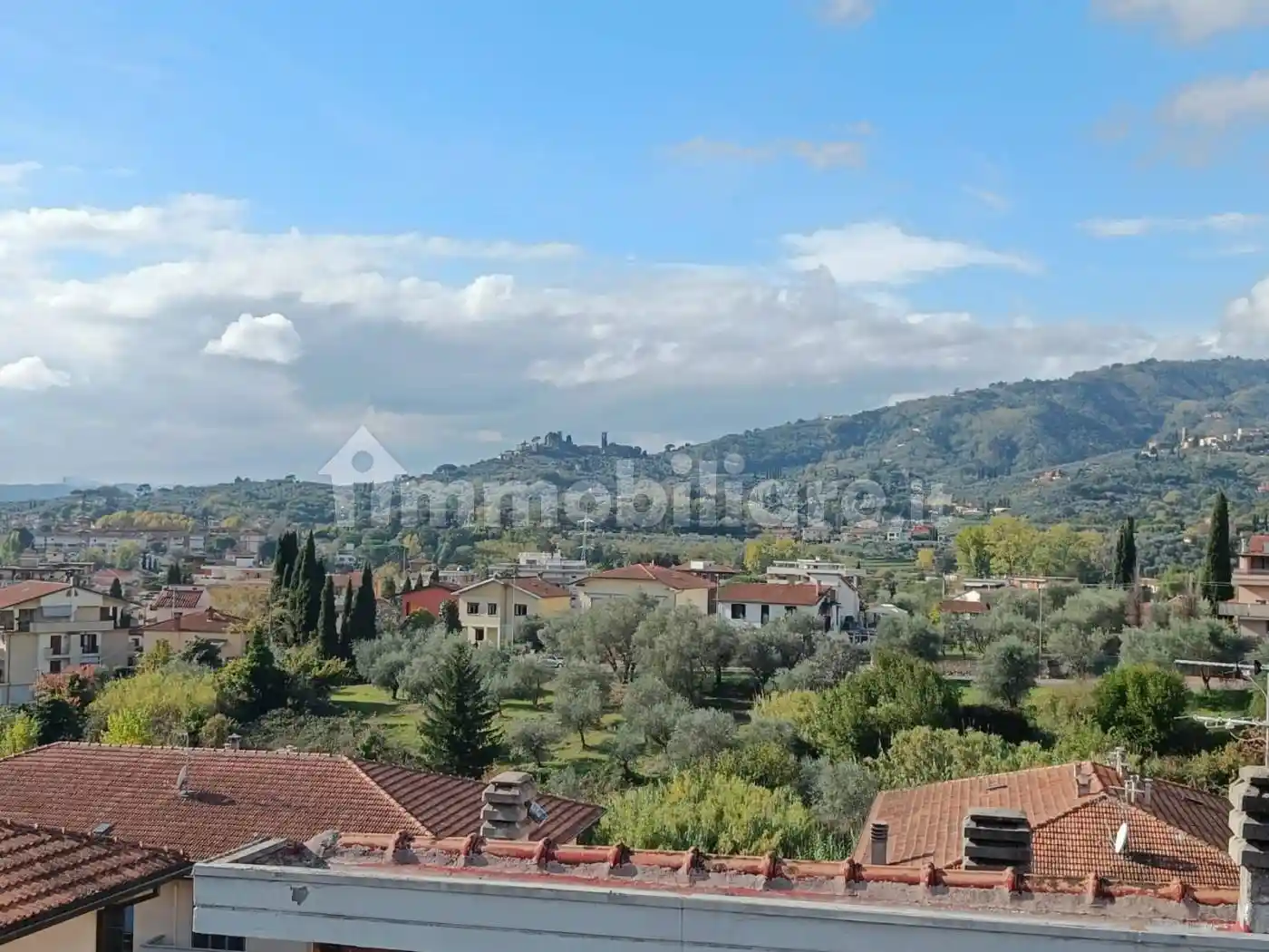 Casa indipendente in vendita a Montecatini-Terme