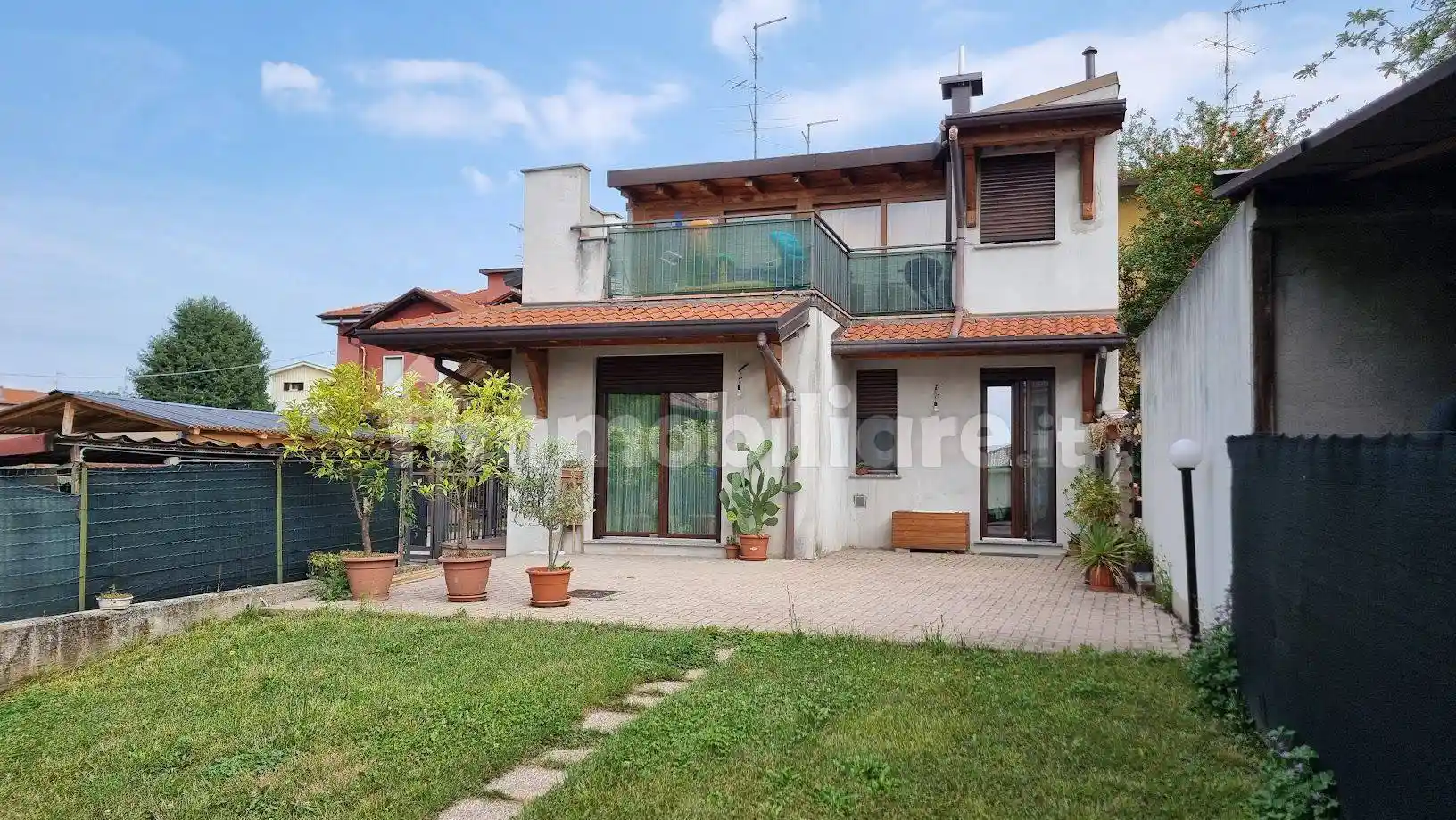 Appartamento in vendita a Carnago