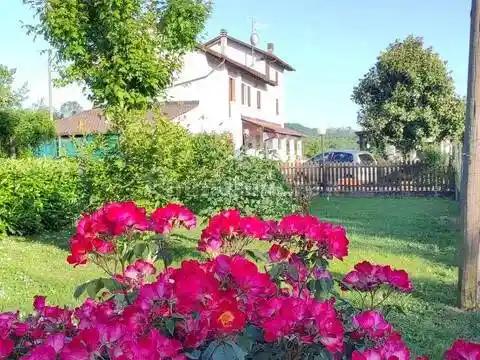 Villa in vendita a Castelnuovo Bormida