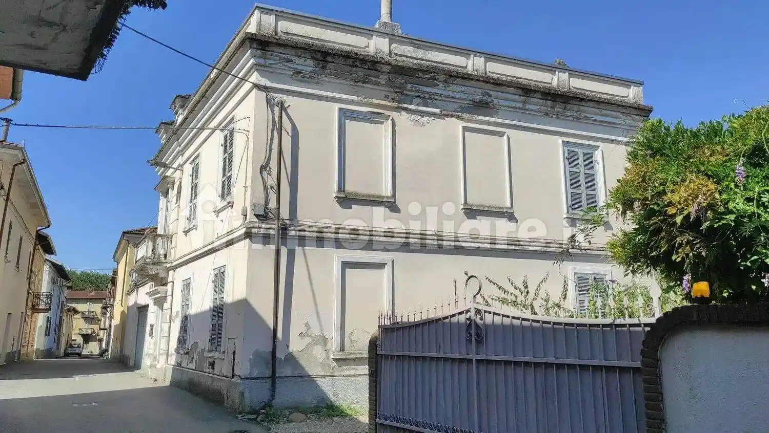 Villa in vendita a Castelnuovo Bormida