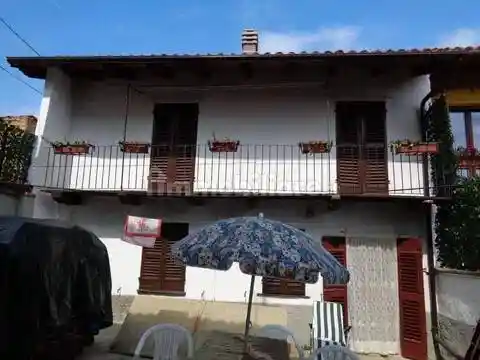 Villa in vendita a Cassine