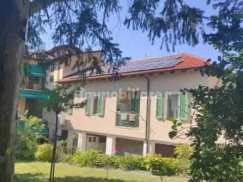 Villa in vendita a Acqui Terme