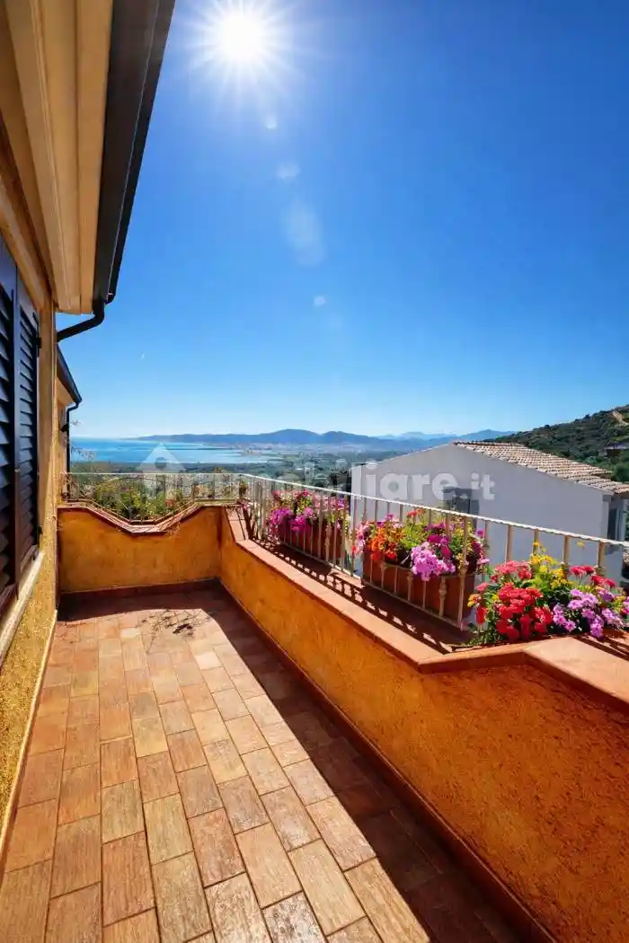 Villa in vendita a San Teodoro