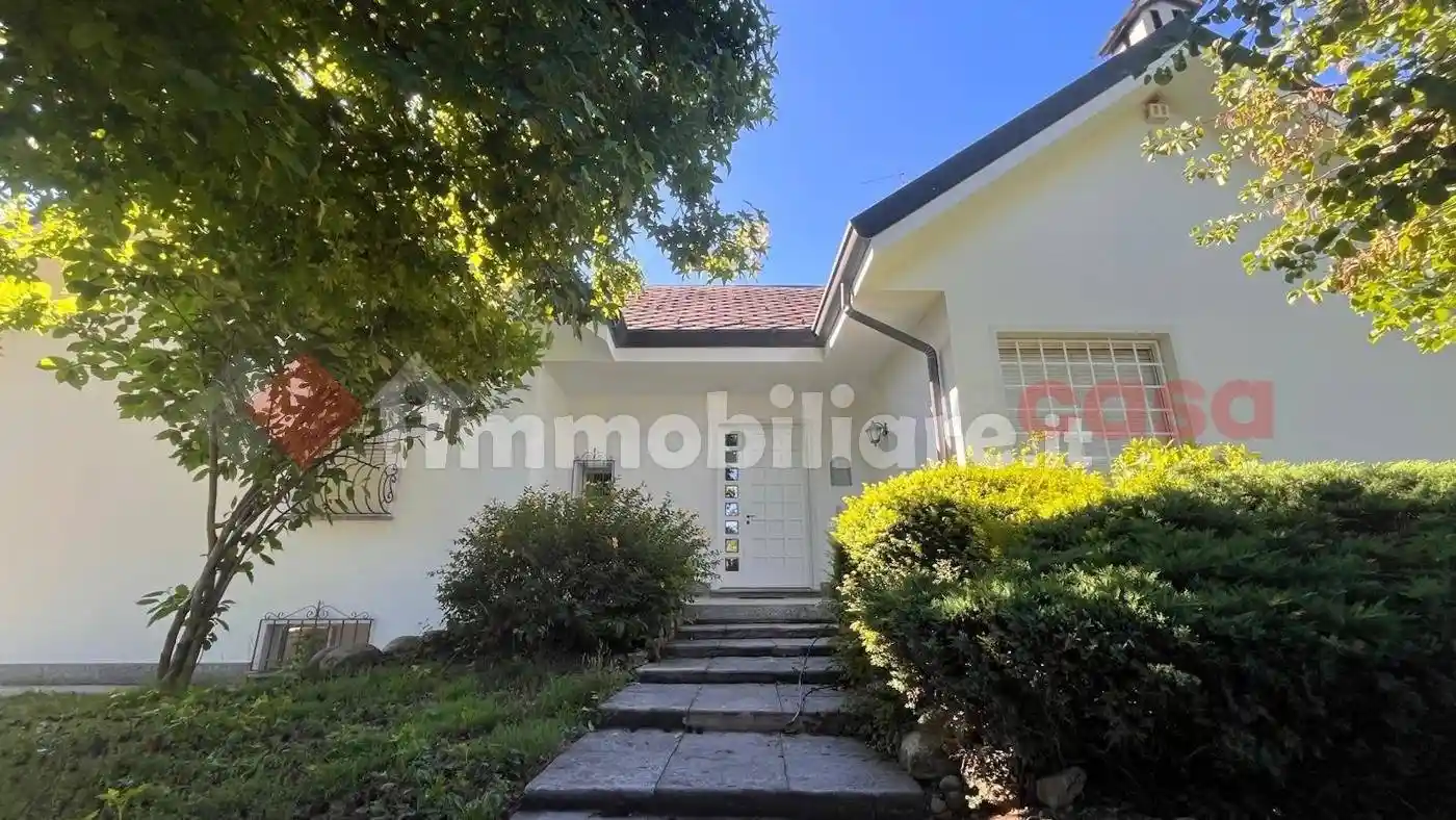Villa in vendita a Parabiago