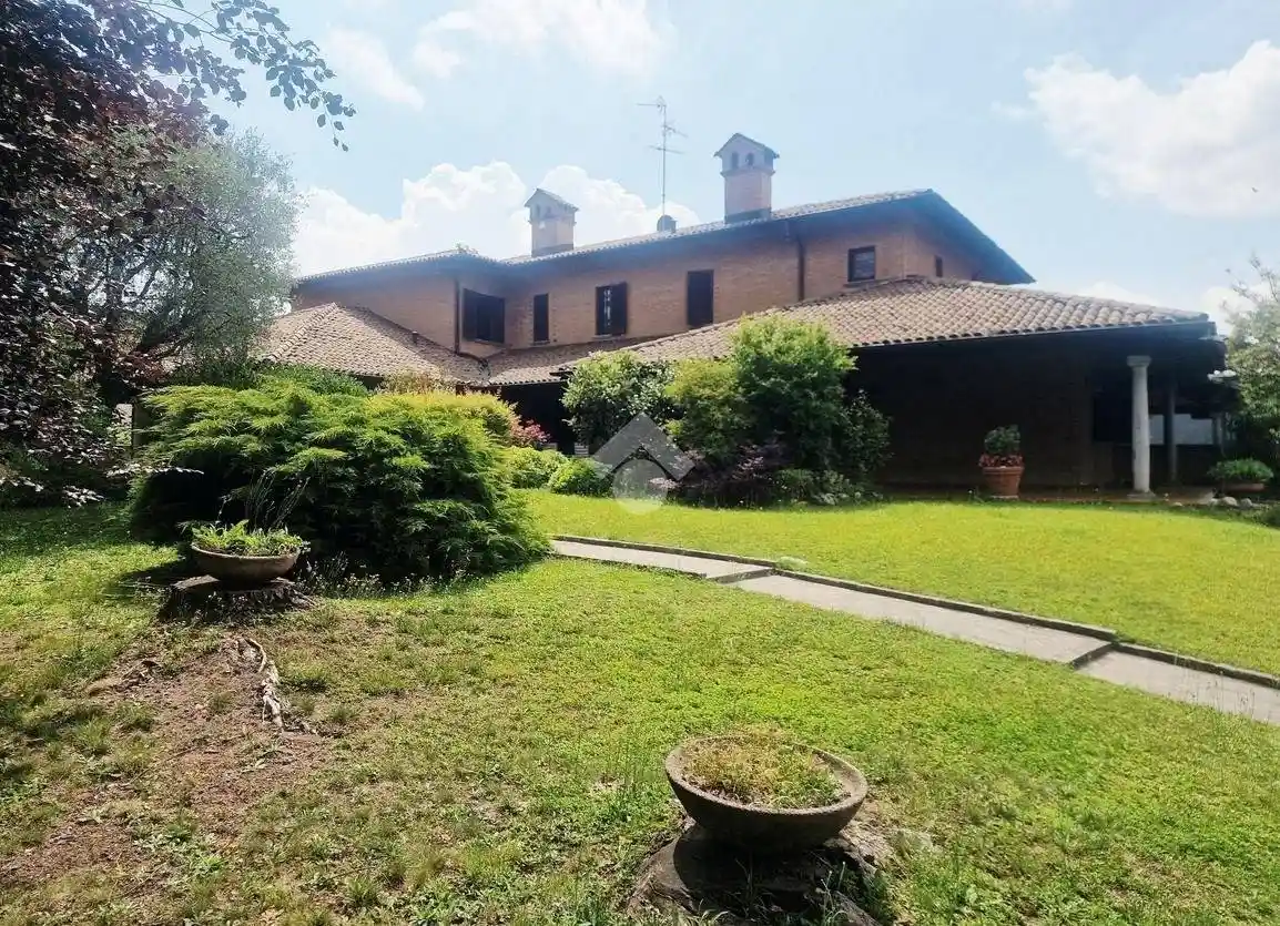 Villa in vendita a Muggiò
