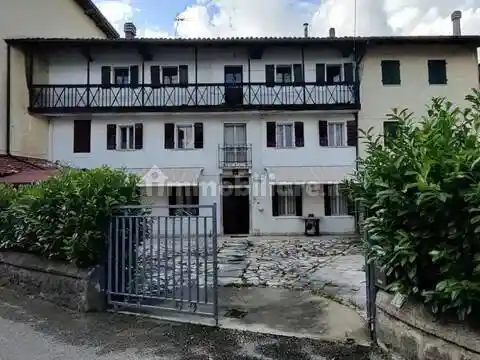 Villa in vendita a Pedavena
