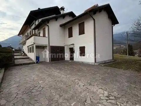 Villa in vendita a Pedavena