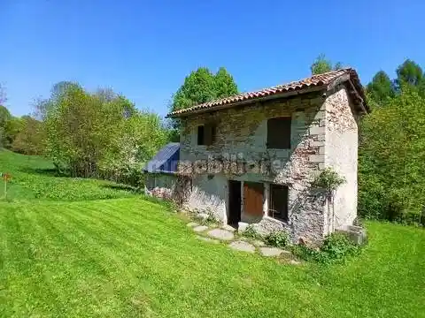 Rustico - Casale in vendita a Borgo Valbelluna