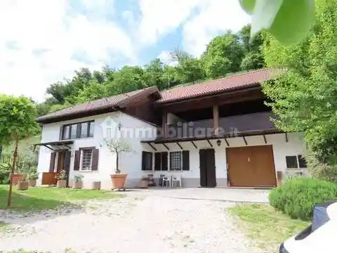 Villa in vendita a Seren del Grappa