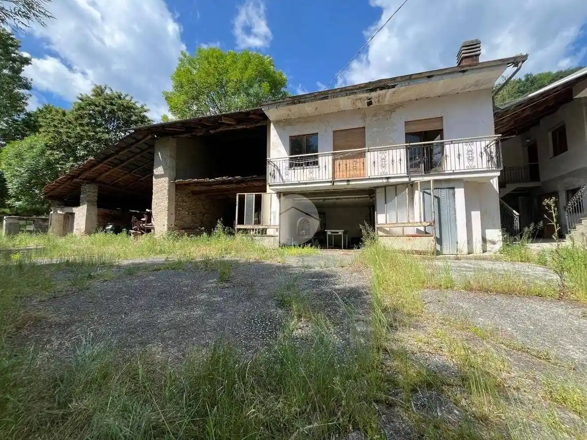 Rustico - Casale in vendita a Barge
