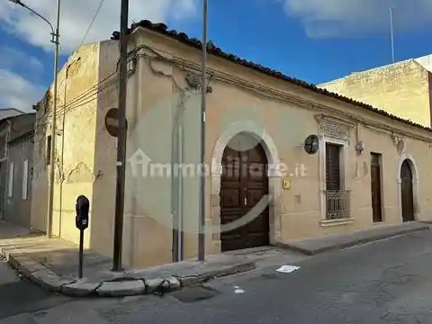 Villa in vendita a Vittoria