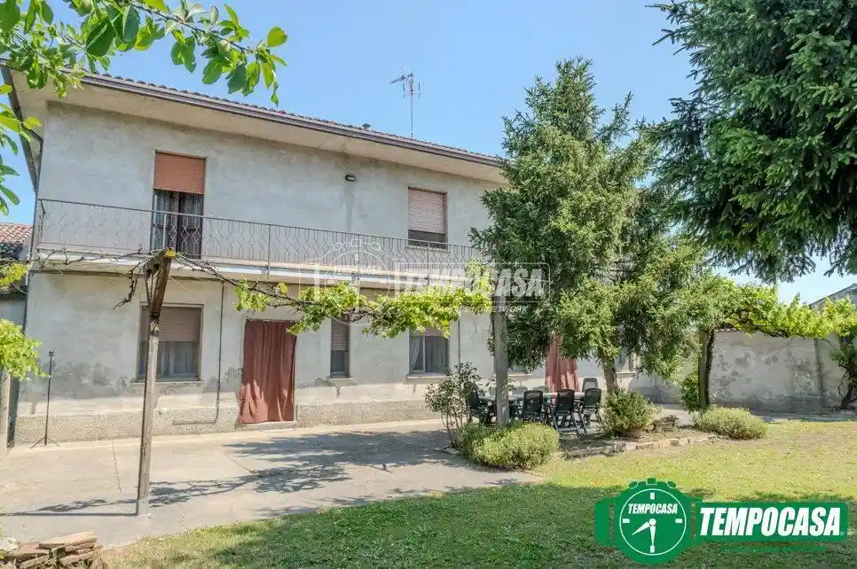 Villa in vendita a Salvirola