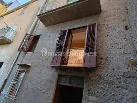 Villa in vendita a Aragona