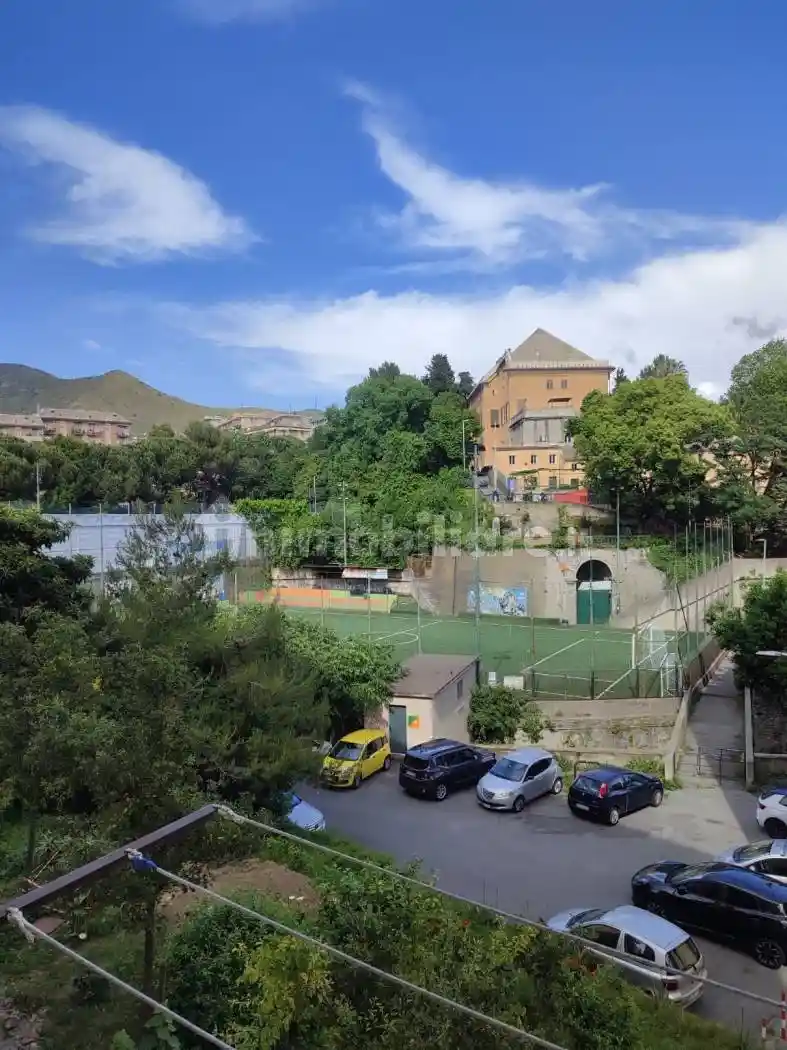Appartamento in vendita a Genova