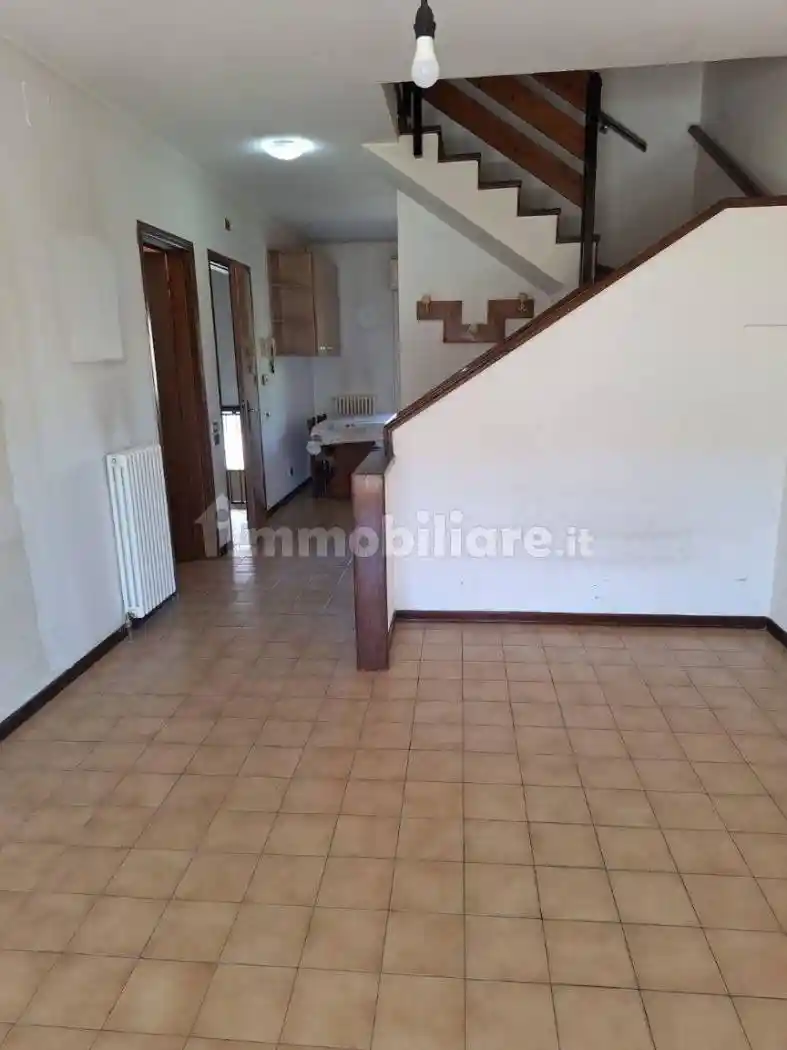 Appartamento in vendita a Merone