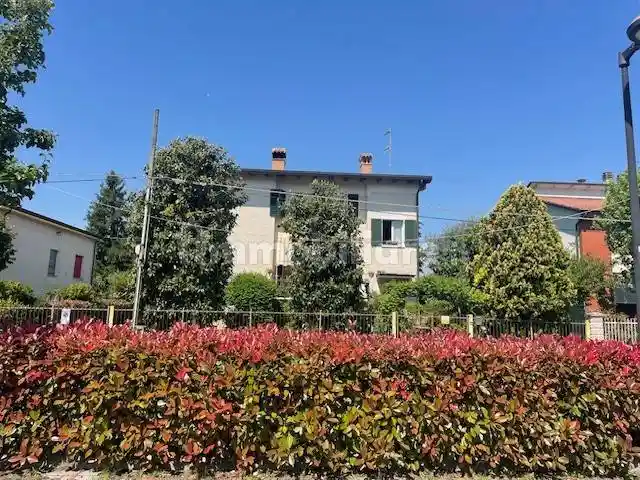 Villa in vendita a Parma