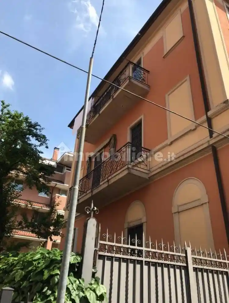Appartamento in affitto a Bologna