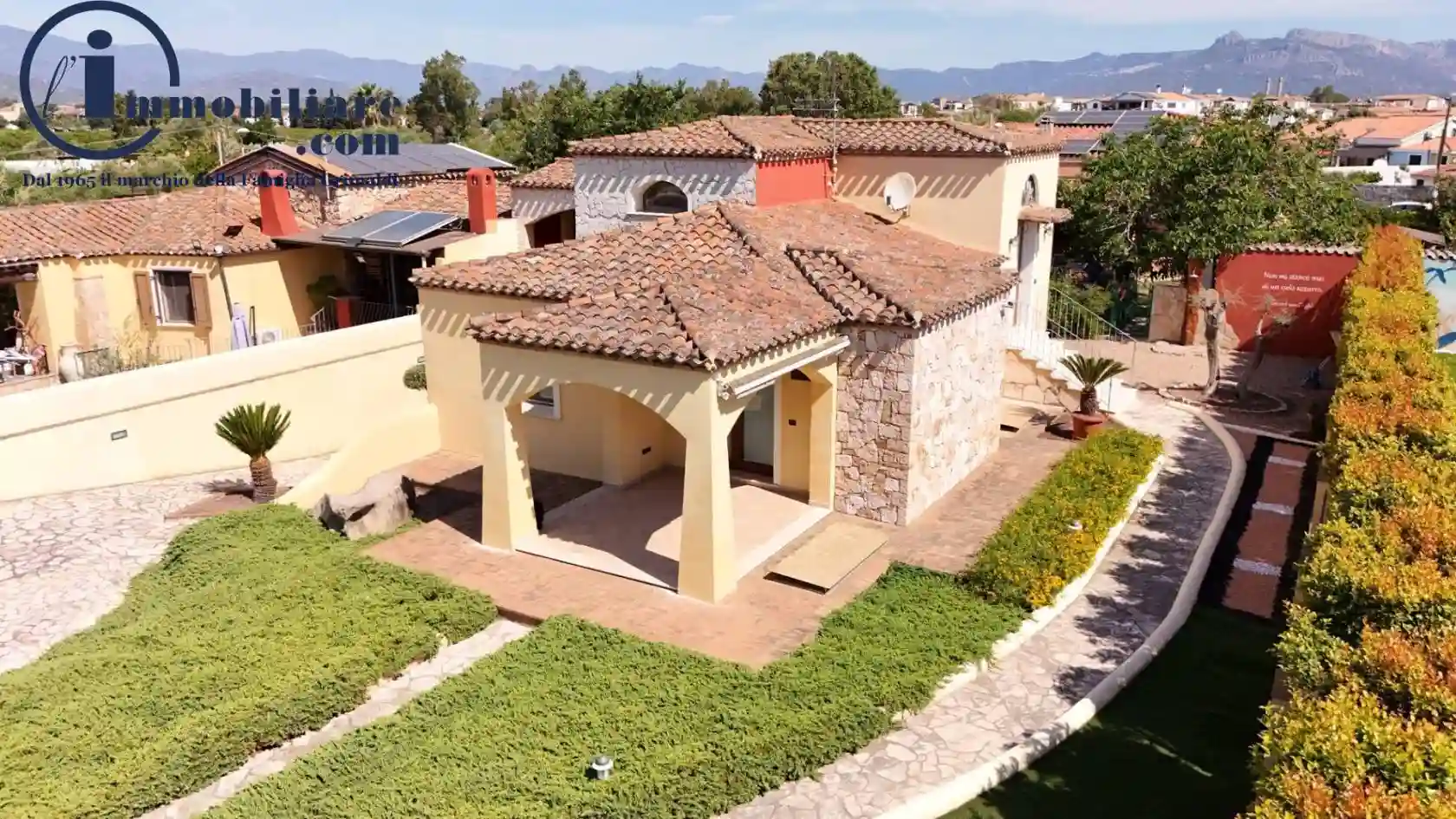 Villa - foto 2