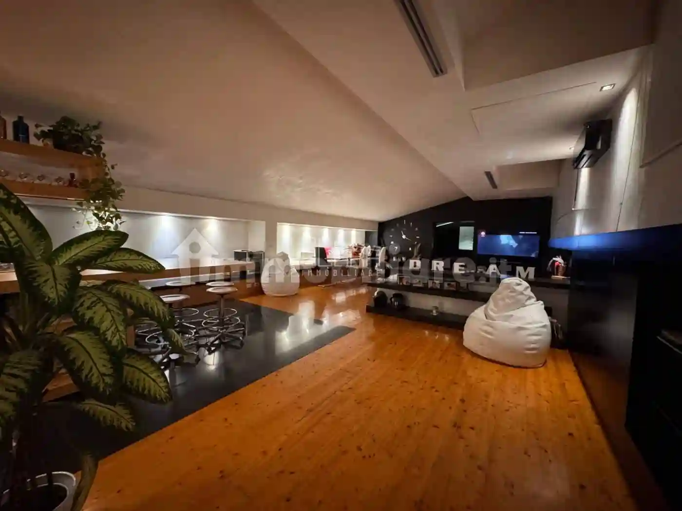 Loft - foto 4