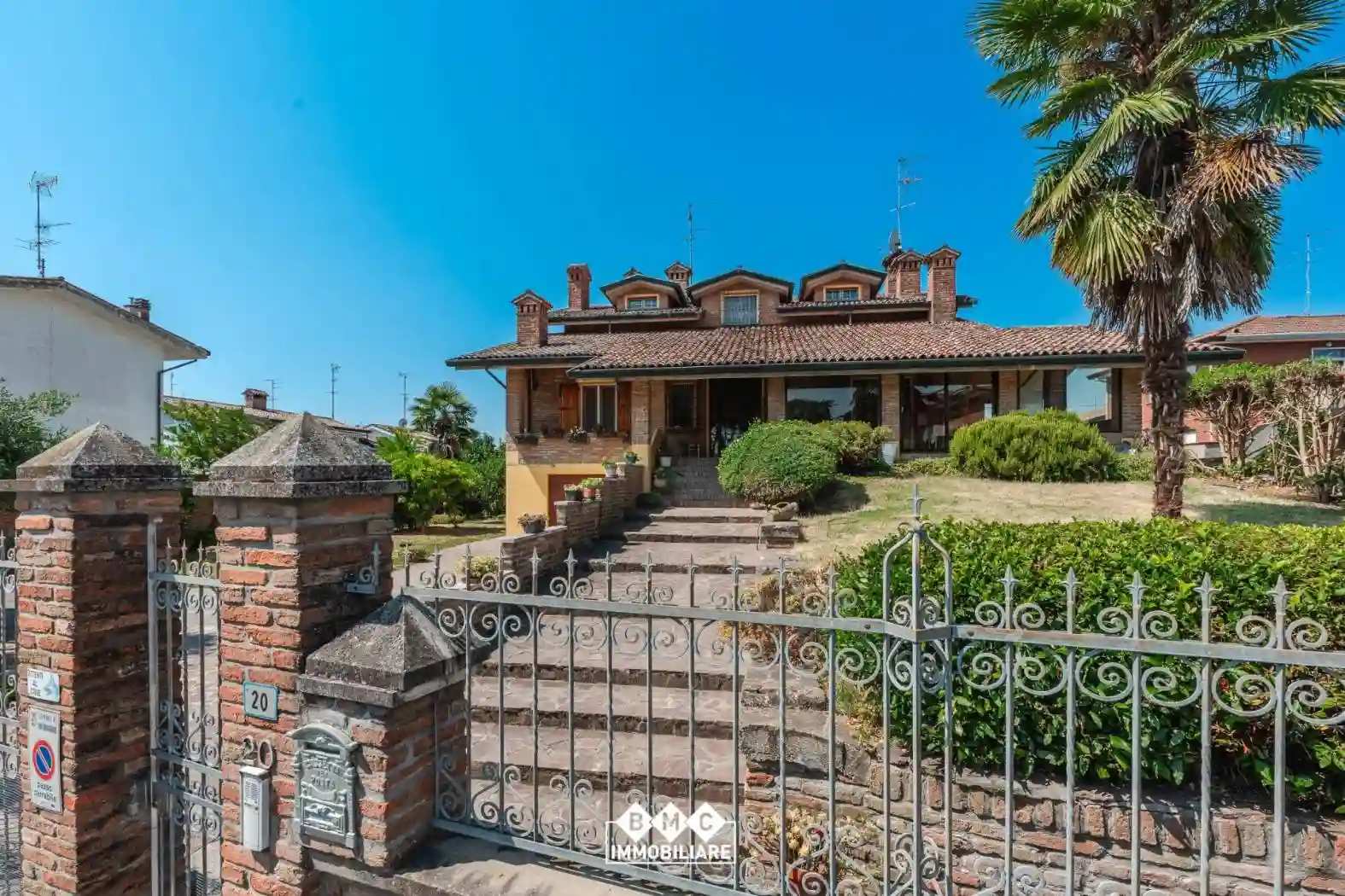 Villa - foto 2