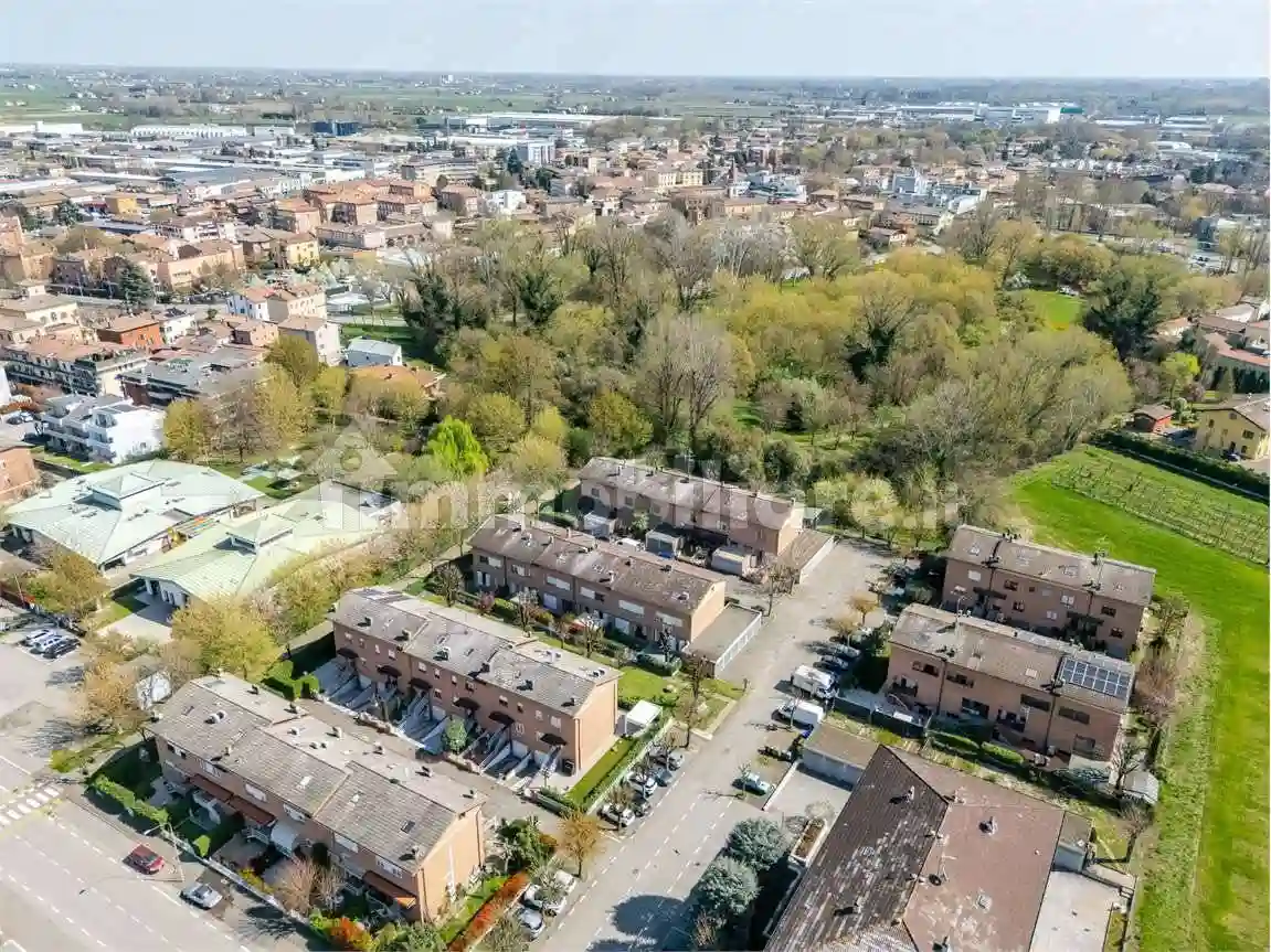Villetta a schiera - foto 2