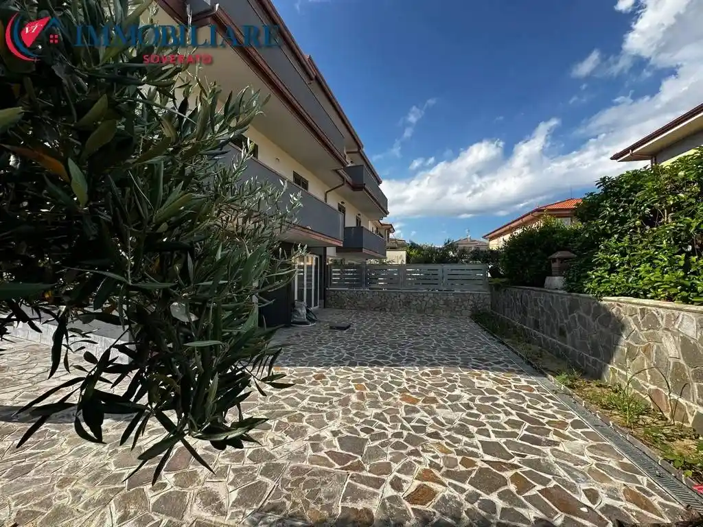 Appartamento in affitto a Montepaone