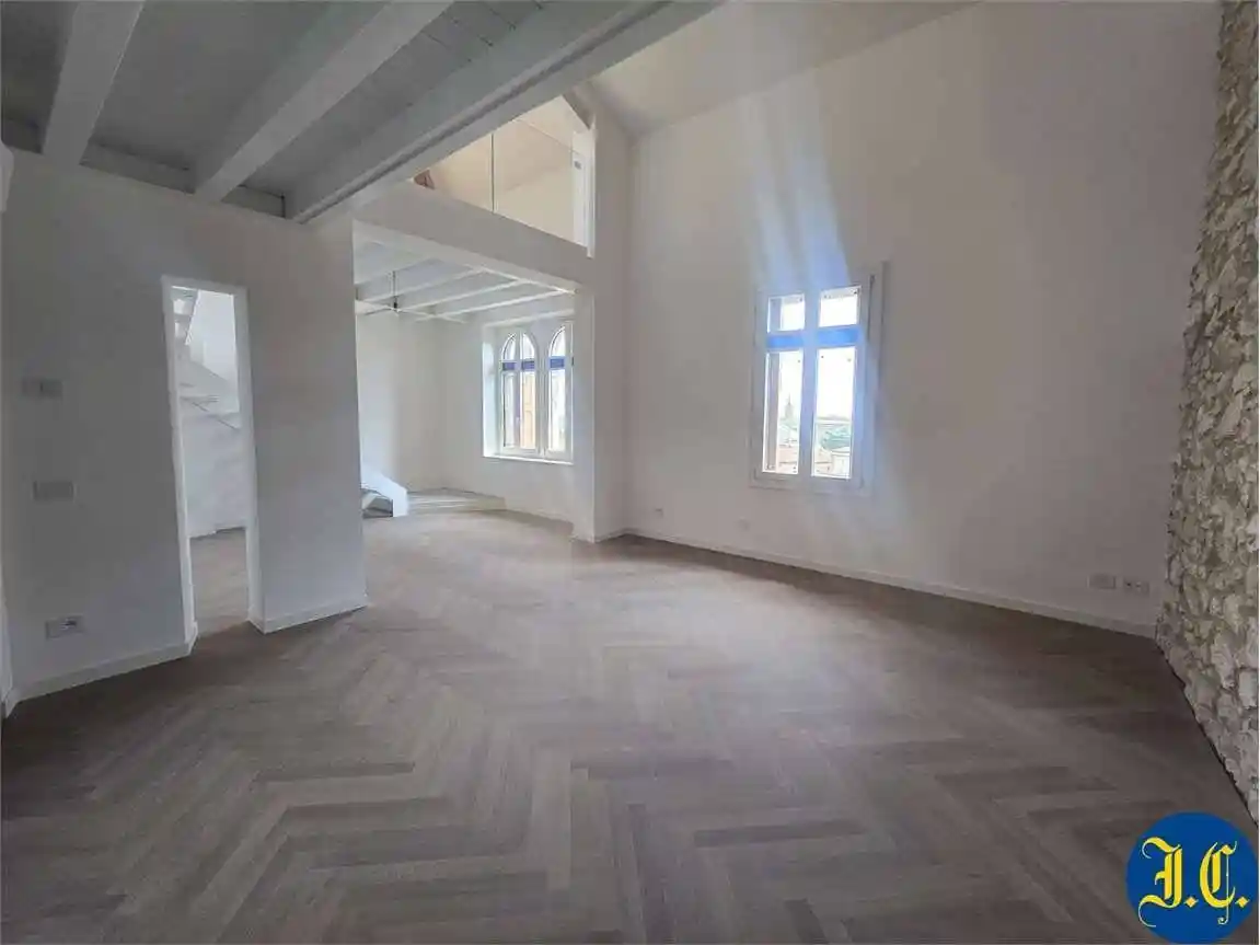 Appartamento in vendita a Verona