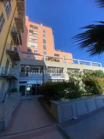 Appartamento in vendita a Savona