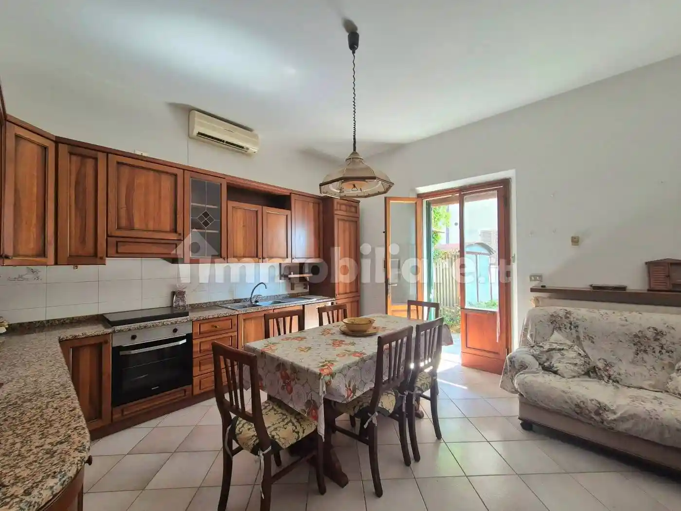 Casa indipendente in vendita a Pistoia
