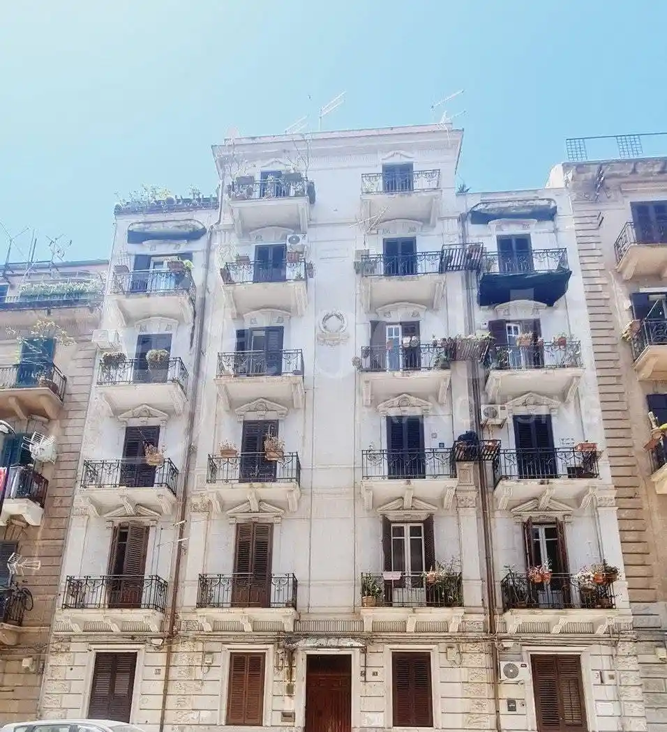 Appartamento in vendita a Palermo
