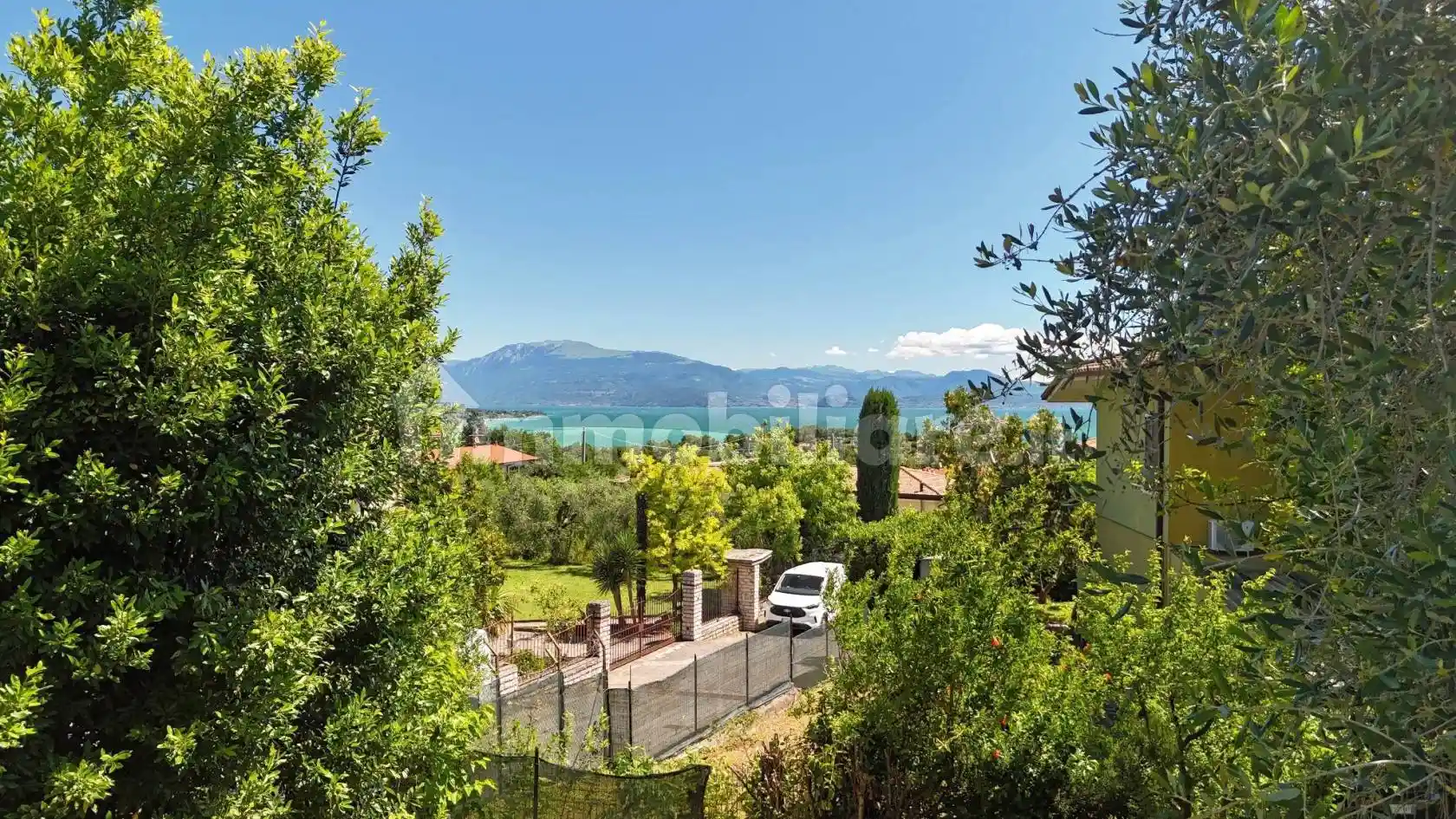 Villa in vendita a Lonato del Garda