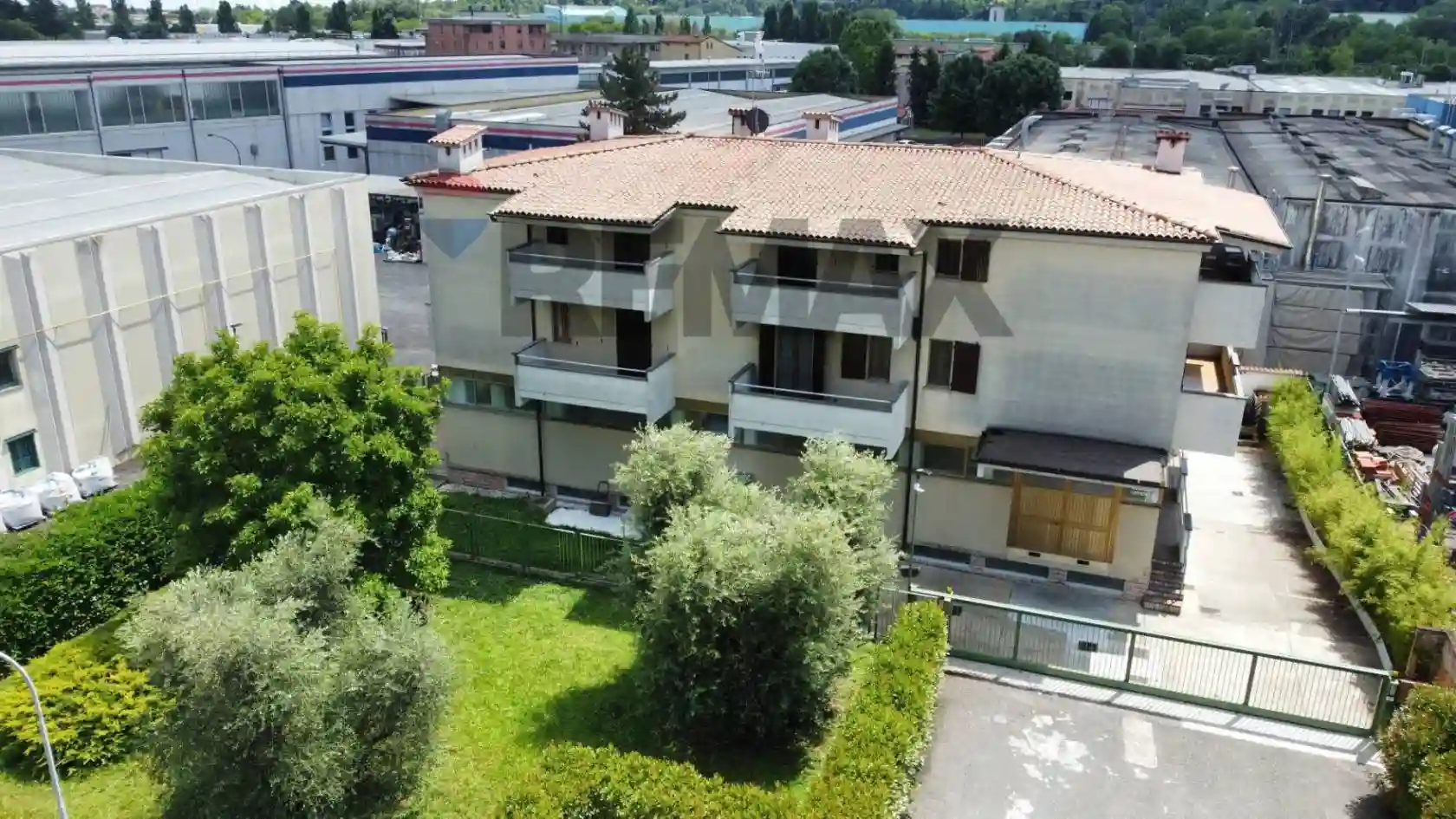 Palazzo - Edificio - foto 2