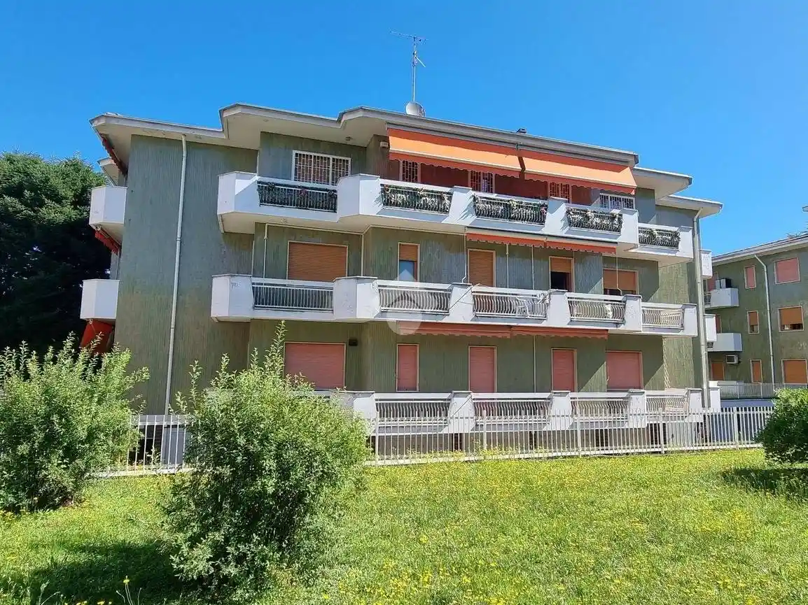 Appartamento in vendita a Carugate