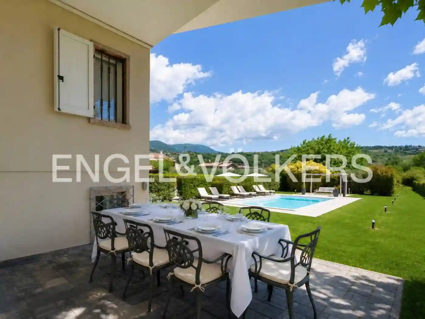 Villa - foto 2