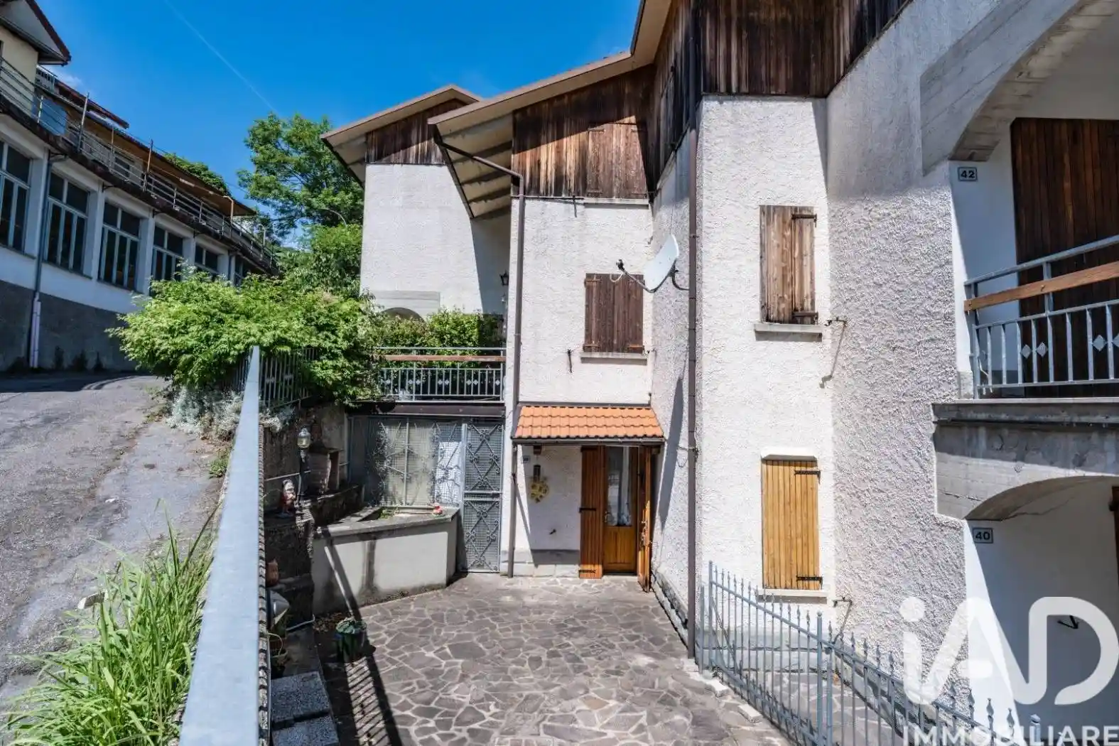 Casa indipendente in vendita a Lizzano in Belvedere