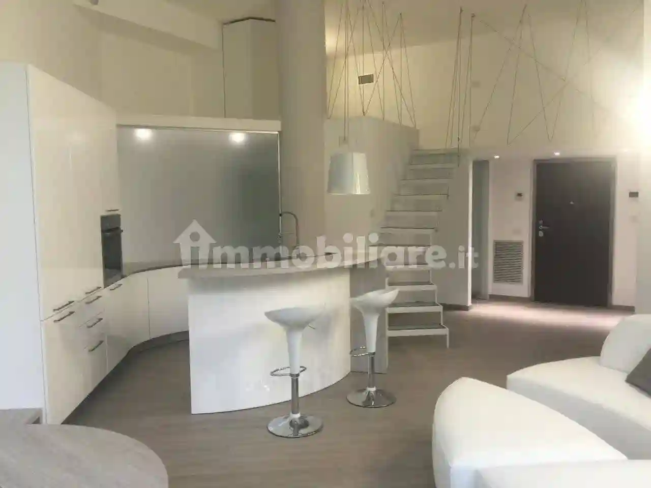 Loft - foto 2